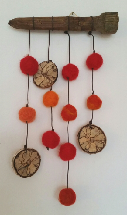 Holznagel mit Filzwerk